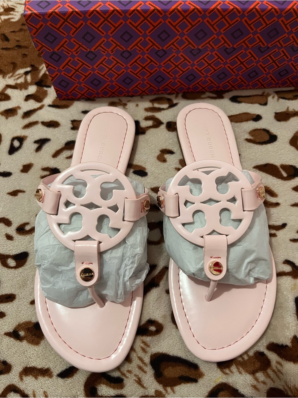 Tory Burch Blush Pink Miller Logo Leather Slide Sandals - Picture 4 of 4